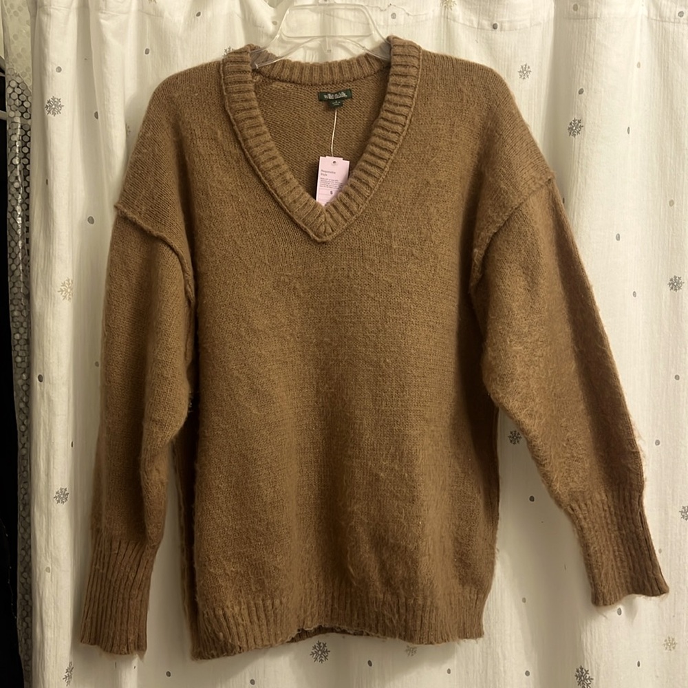 Super soft Vneck sweater oversized